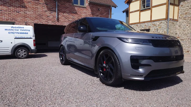 Range Rover showing a carefully prepared finish after AutoGlint care